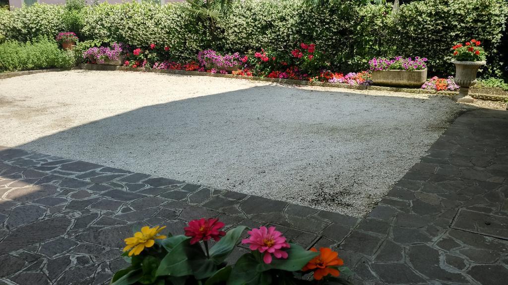B&B Margherita Дезенцано-дель-Гарда Екстер'єр фото